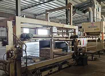 山東菏澤木業公司密度板生產線多層壓機清洗工程結束